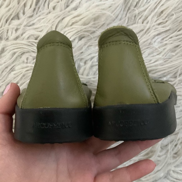 Arcopedico Shawna Mary Jane Green Leather Round Toe Stitch Accent Flats EUC 36 - Picture 5 of 9